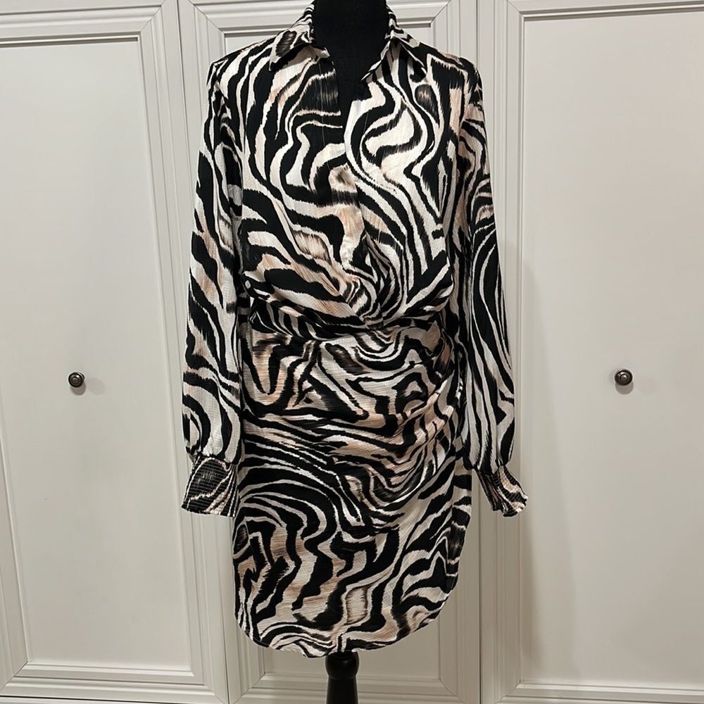 Anthropologie Wrap Dress Black and White Zebra Print size 16w NWT - Picture 5 of 8